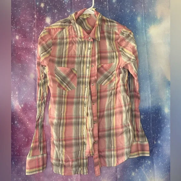 Woman’s Stetson plaid western shirt 🛍 - Picture 1 of 3
